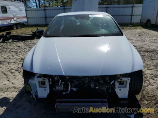 HYUNDAI ELANTRA, KMHLW4AK2PU010577