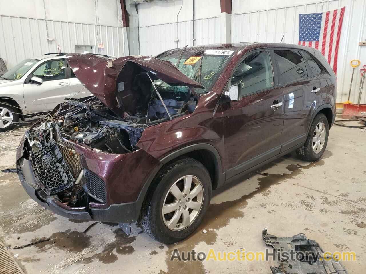 KIA SORENTO BASE, 5XYKT3A1XCG222200