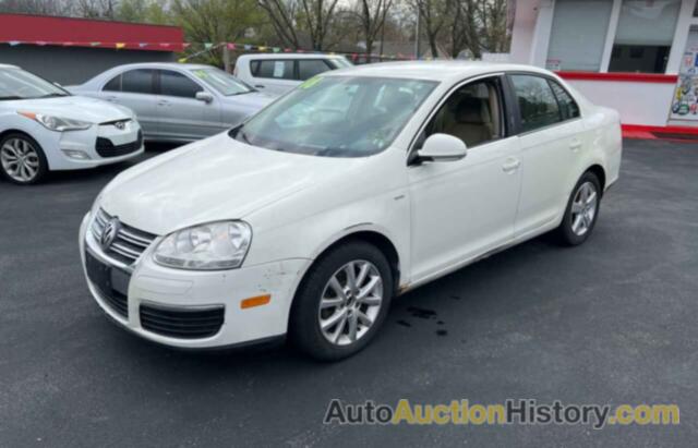 VOLKSWAGEN JETTA S, 3VWJM71K48M188559