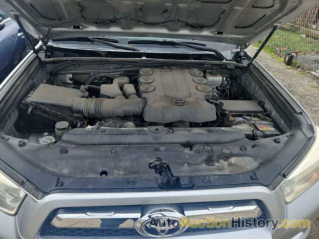 TOYOTA 4RUNNER SR5, JTEBU5JR5B5037604