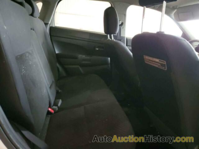 MITSUBISHI OUTLANDER LE, 4A4AP5AU1DE021424