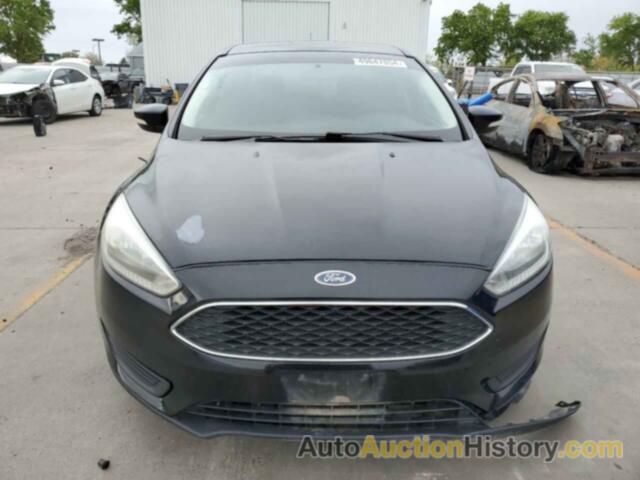 FORD FOCUS SE, 1FADP3F24GL271245