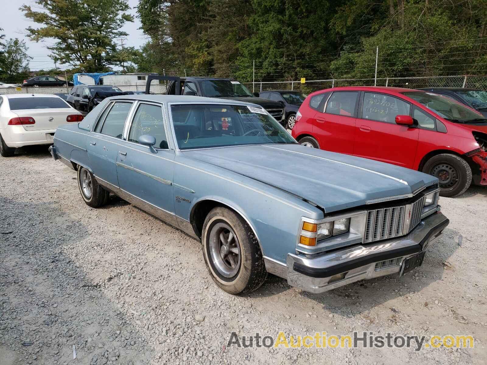 1977 PONTIAC BONNEVILLE, 2Q69Y9P124697