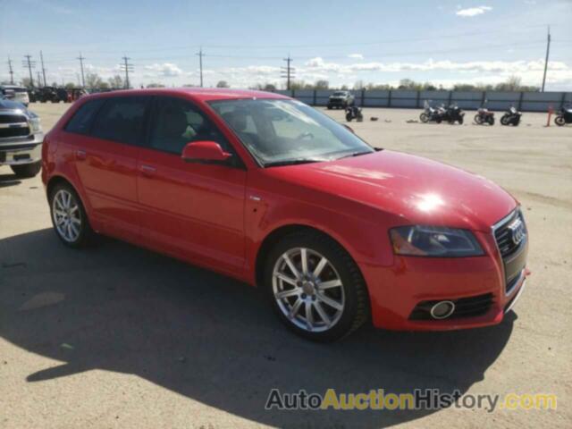 AUDI A3 PREMIUM PLUS, WAUMFAFM6BA022871