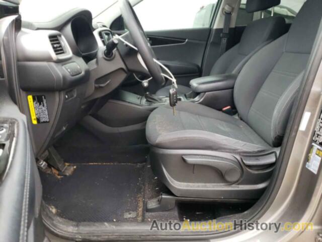 KIA SORENTO LX, 5XYPG4A30HG268899