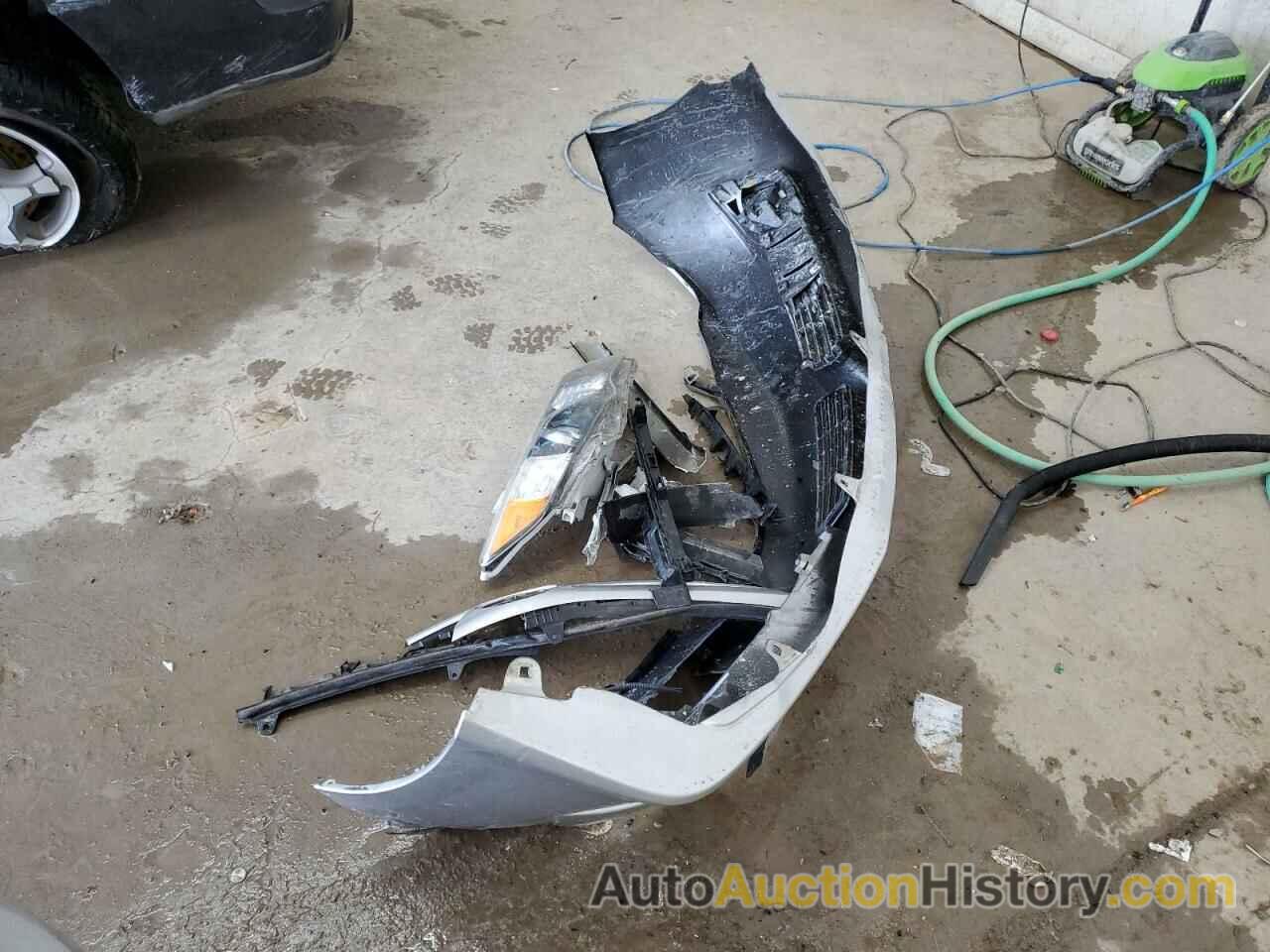 TOYOTA CAMRY BASE, 4T1BF1FK4CU061480