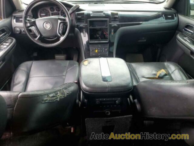 CADILLAC ESCALADE LUXURY, 1GYEC63898R119894