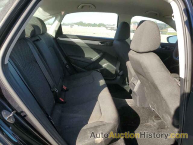 VOLKSWAGEN PASSAT S, 1VWAT7A32HC005673