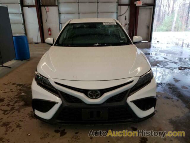 TOYOTA CAMRY SE, 4T1G11AK4NU643061