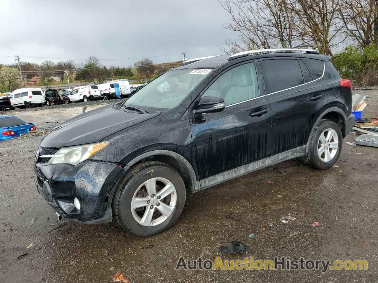 TOYOTA RAV4 XLE, 2T3RFREV2DW079638