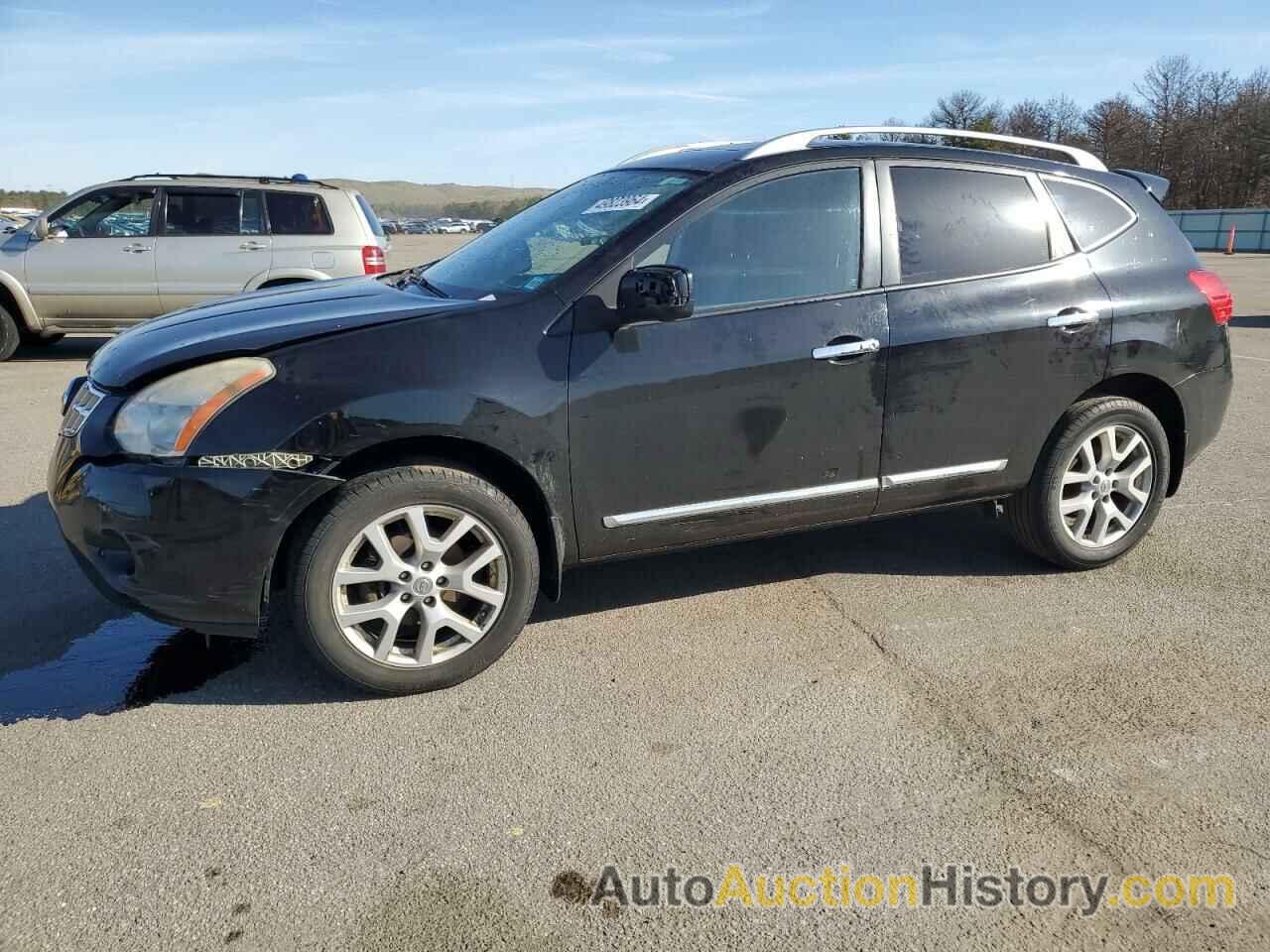 NISSAN ROGUE S, JN8AS5MV9CW401909