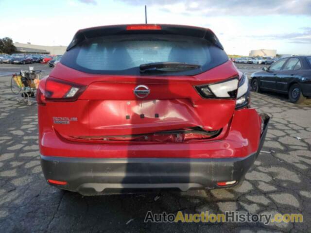 NISSAN ROGUE S, JN1BJ1CP8JW159032