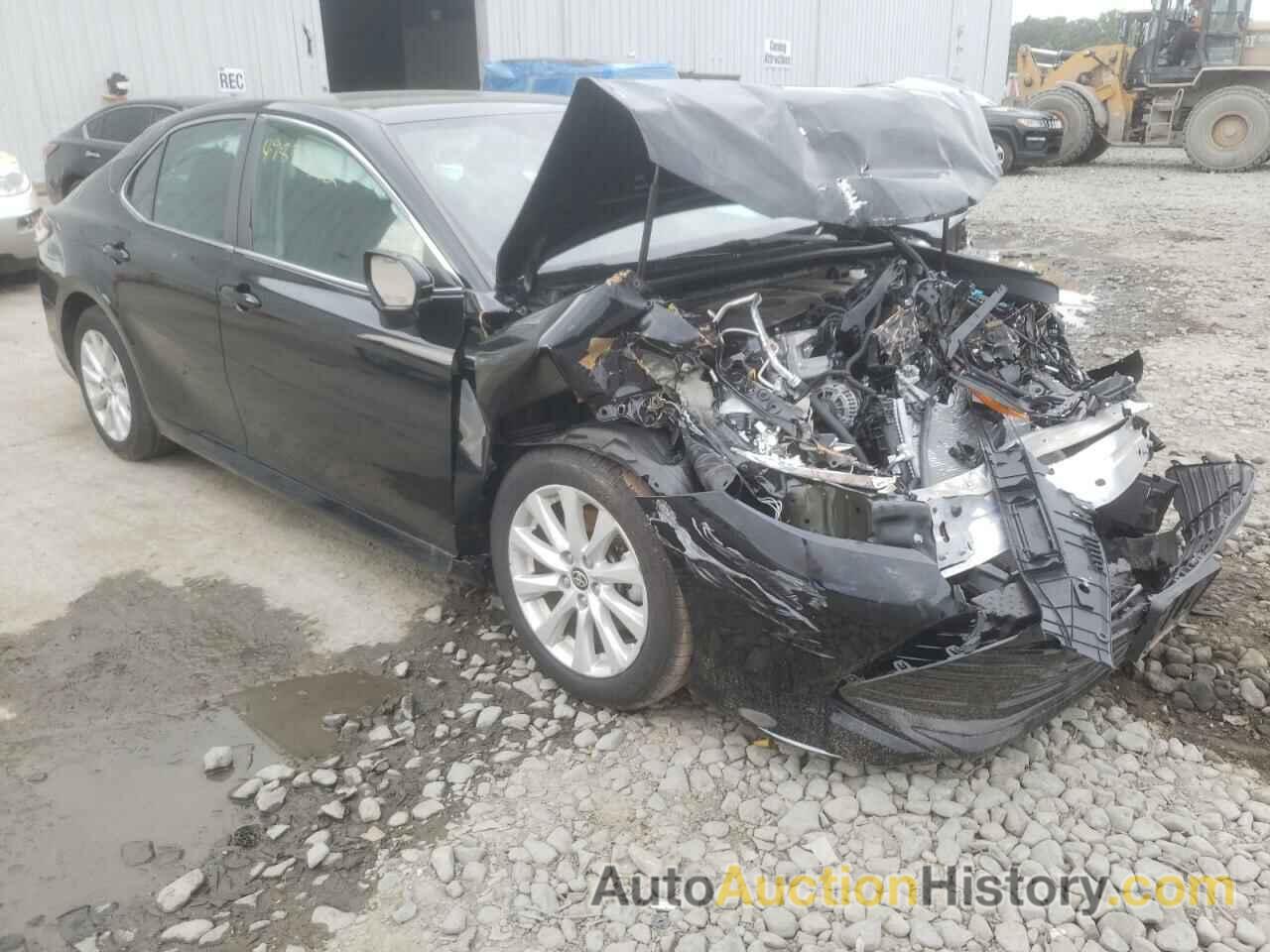 2020 TOYOTA CAMRY LE, 4T1C11BKXLU008744