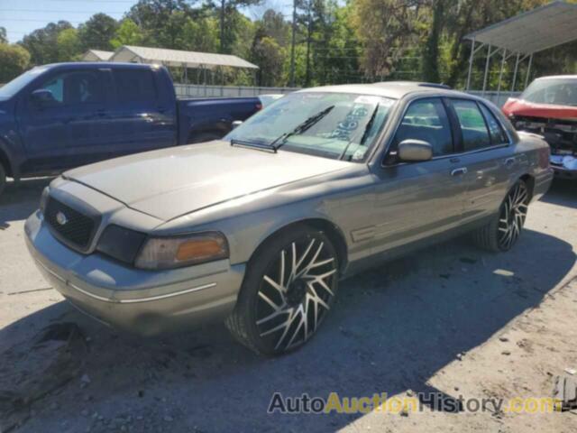 FORD CROWN VIC LX, 2FAFP74W22X116467