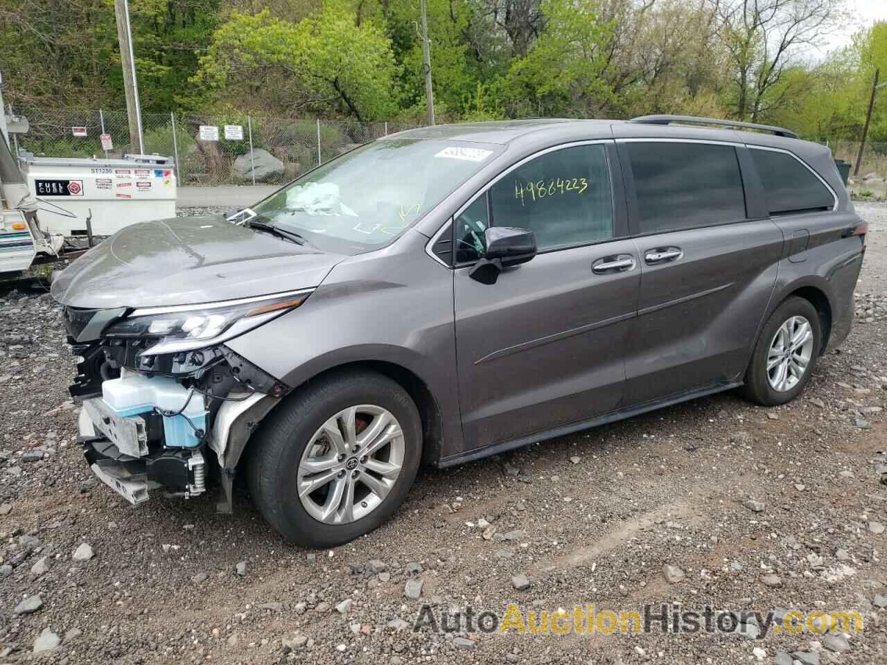 2022 TOYOTA SIENNA XSE, 5TDDSKFC7NS043571