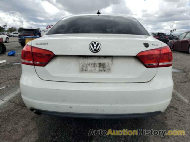 VOLKSWAGEN PASSAT S, 1VWAT7A33FC052854