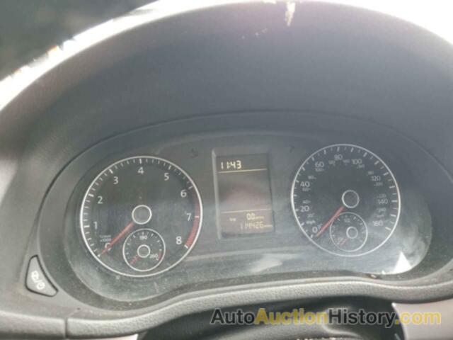 VOLKSWAGEN PASSAT S, 1VWAT7A33FC052854