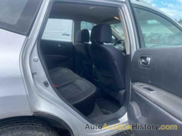 NISSAN ROGUE S, JN8AS5MV2FW763519