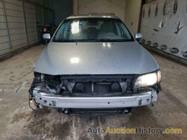 VOLVO V70, YV1SW61TX42414927