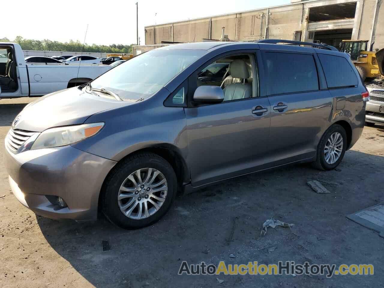 2012 TOYOTA SIENNA XLE, 5TDYK3DC5CS208640