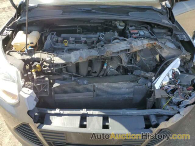 FORD FOCUS SE, 1FADP3F28DL365172