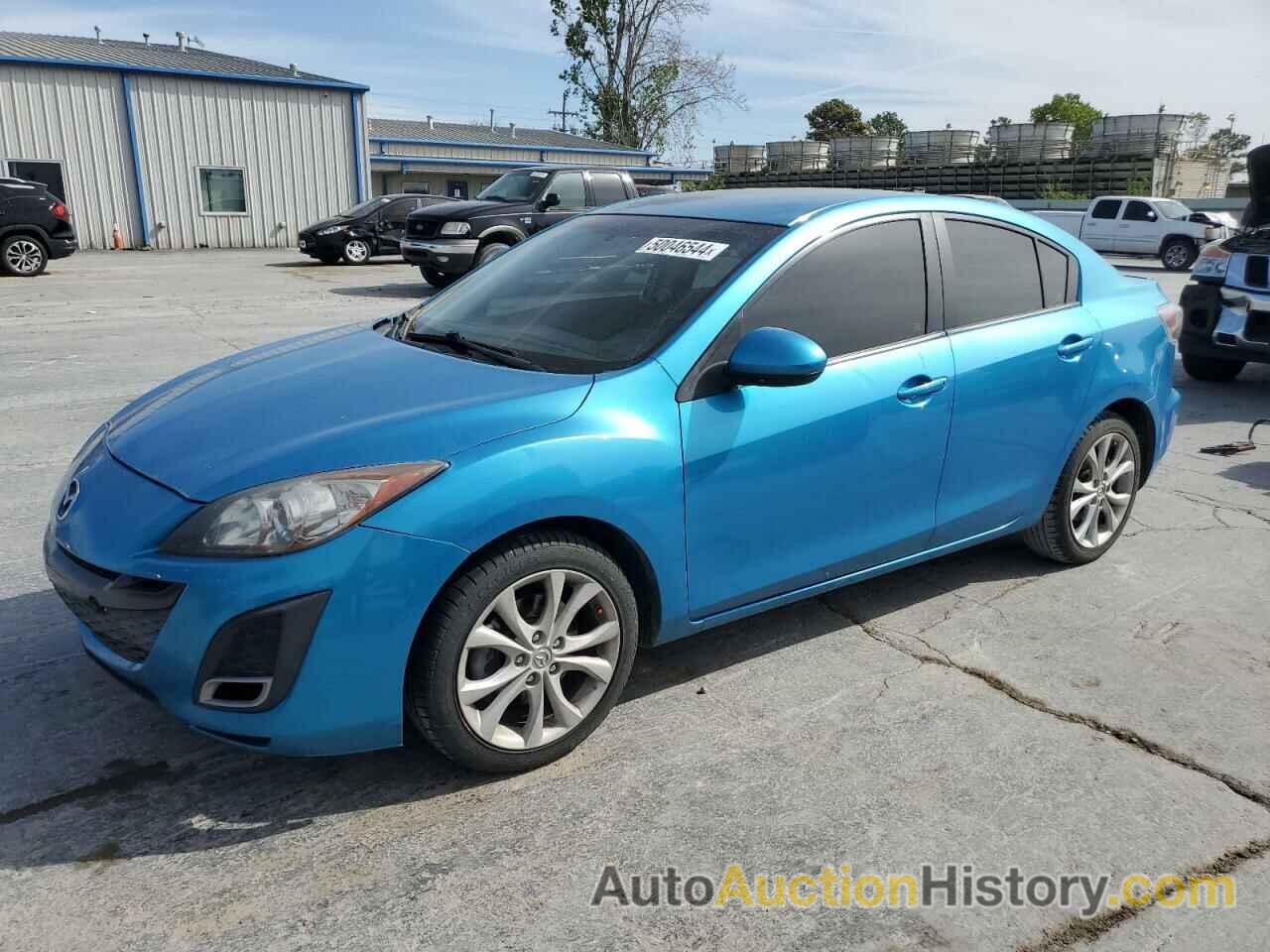 MAZDA MAZDA3 S, JM1BL1S5XA1318525