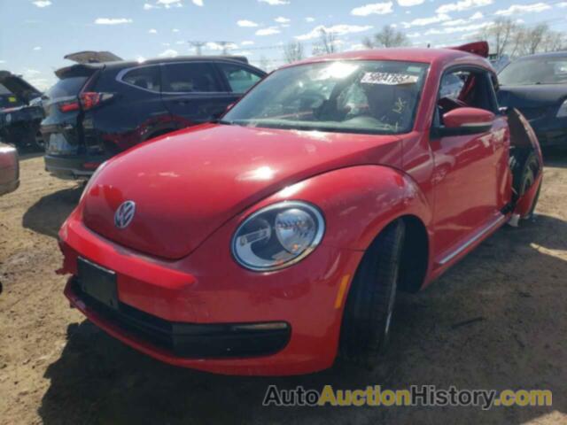 VOLKSWAGEN BEETLE, 3VWJP7AT3CM601080