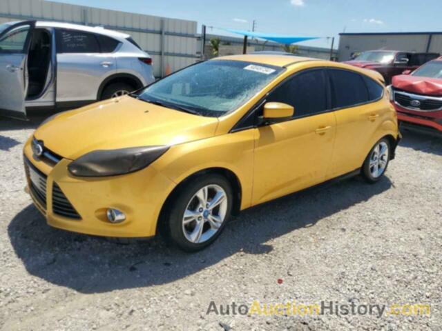 FORD FOCUS SE, 1FAHP3K24CL214044