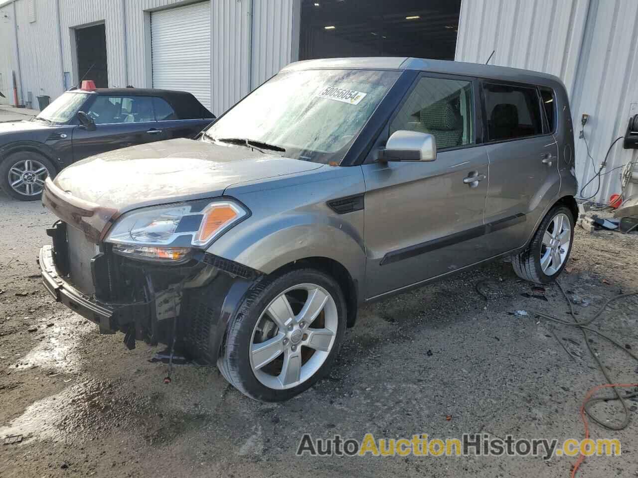 KIA SOUL +, KNDJT2A23B7314632