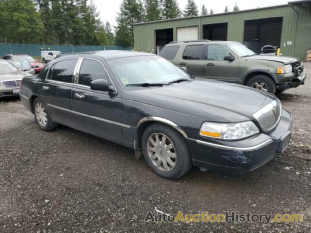 LINCOLN TOWNCAR SIGNATURE LIMITED, 2LNBL8CV2BX755298