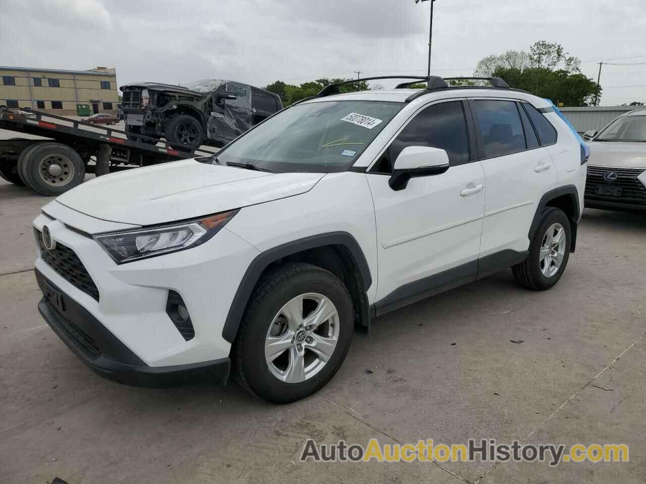 TOYOTA RAV4 XLE, 2T3W1RFV2MW118227