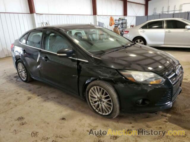 FORD FOCUS TITANIUM, 1FADP3J23EL275789