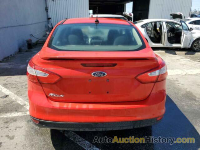 FORD FOCUS SE, 1FAHP3F26CL420461