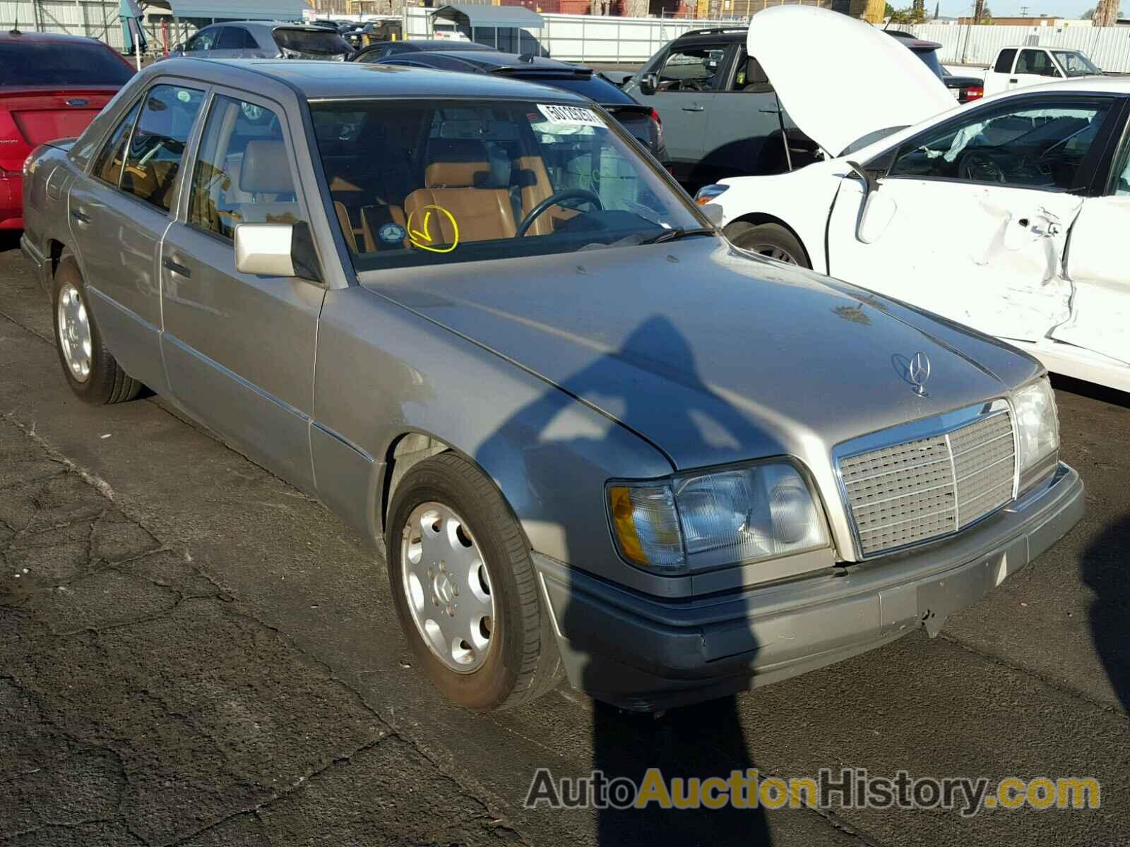 1994 MERCEDES-BENZ E 320, WDBEA32E1RC049523