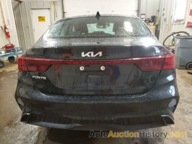 KIA FORTE LX, 3KPF24ADXPE582347