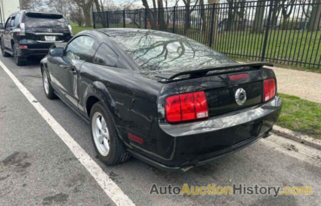 FORD MUSTANG GT, 1ZVHT82H775270932