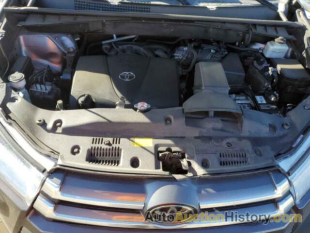 TOYOTA HIGHLANDER SE, 5TDJZRFH3JS846813