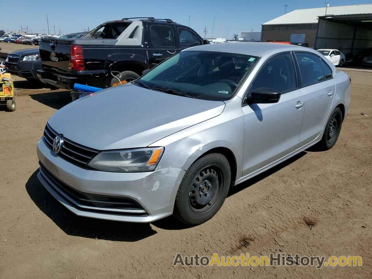 VOLKSWAGEN JETTA S, 3VW267AJ0GM248065