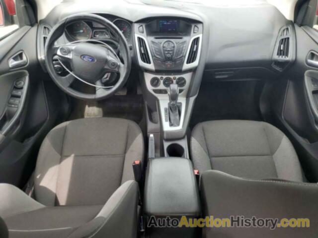 FORD FOCUS SE, 1FAHP3F29CL126259