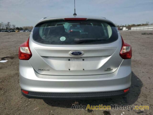 FORD FOCUS SE, 1FAHP3K2XCL457163