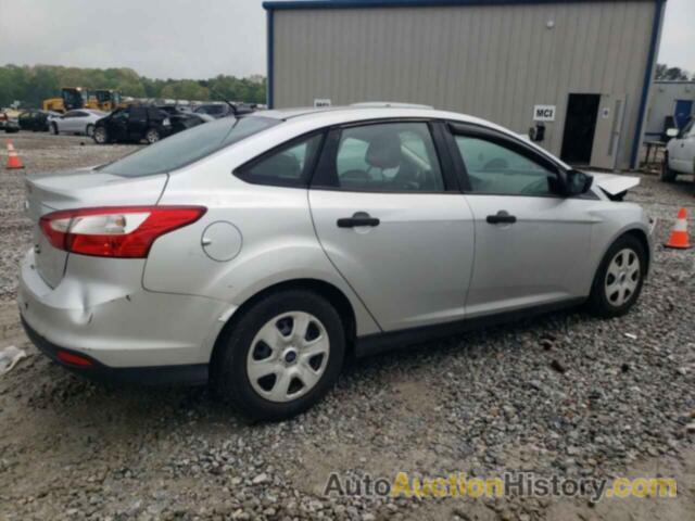 FORD FOCUS S, 1FAHP3E21CL365676