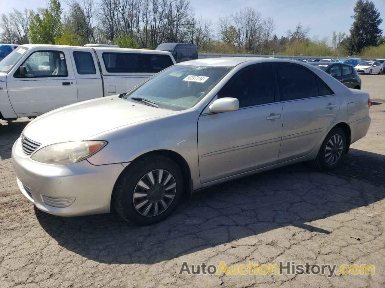 TOYOTA CAMRY LE, 4T1BE32KX6U724480