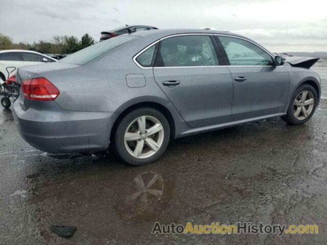 VOLKSWAGEN PASSAT SE, 1VWBT7A3XFC008659