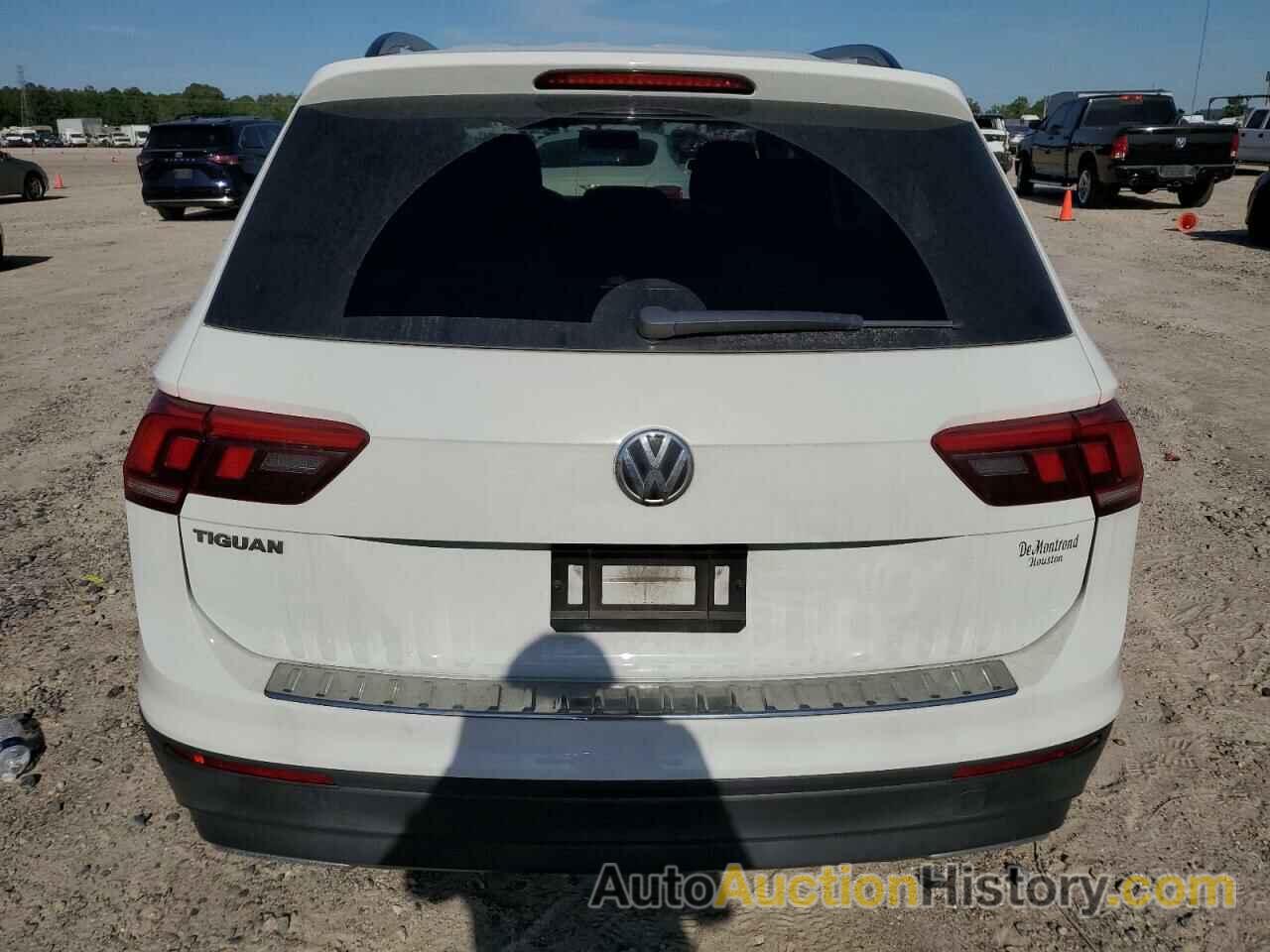 VOLKSWAGEN TIGUAN S, 3VV1B7AX4KM028582