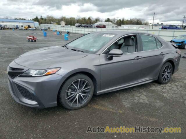 TOYOTA CAMRY SE, 4T1G11AK9NU680977