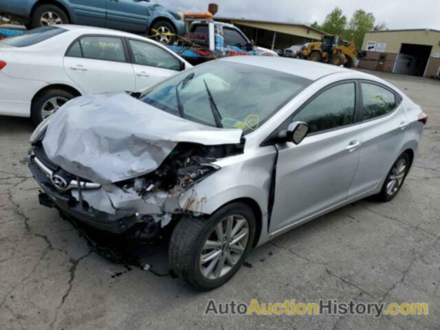 HYUNDAI ELANTRA SE, KMHDH4AE3EU040368