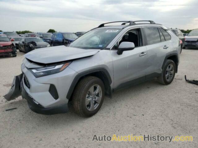 TOYOTA RAV4 XLE, 2T3W1RFV6RC257429