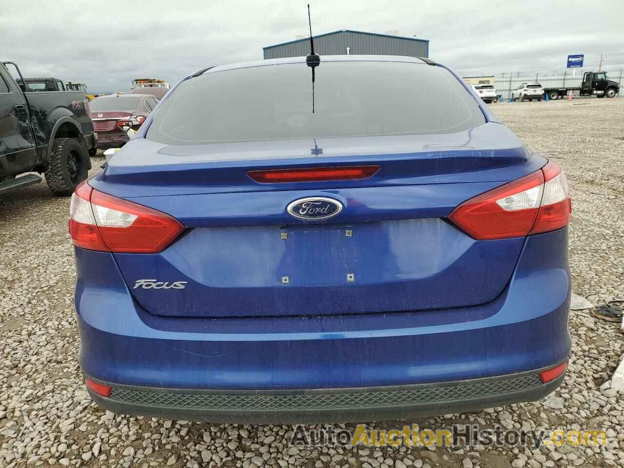 FORD FOCUS S, 1FAHP3E25CL355782