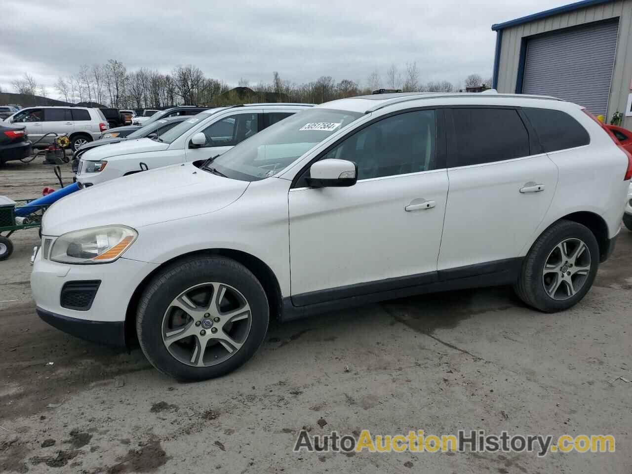 VOLVO XC60 T6, YV4902DZ6D2421868