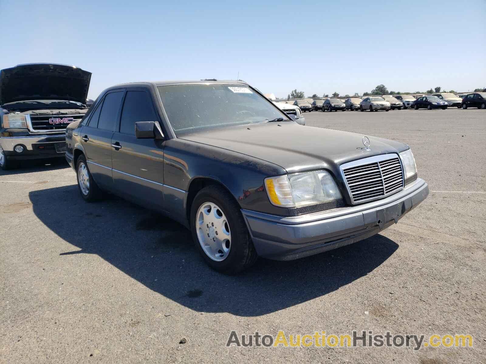 1995 MERCEDES-BENZ E CLASS 320 BASE, WDBEA32E0SC180044